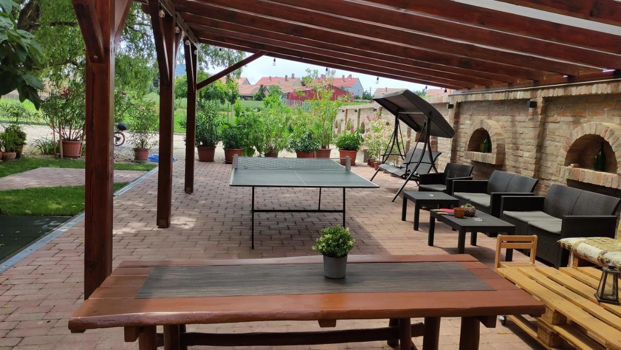 Eckhardt Vendeghaz Ξενοδοχείο Villány Εξωτερικό φωτογραφία